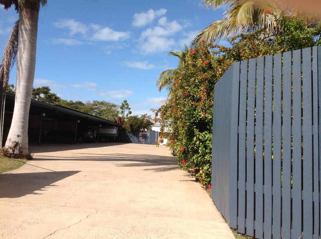Emu Park Motel מראה חיצוני תמונה
