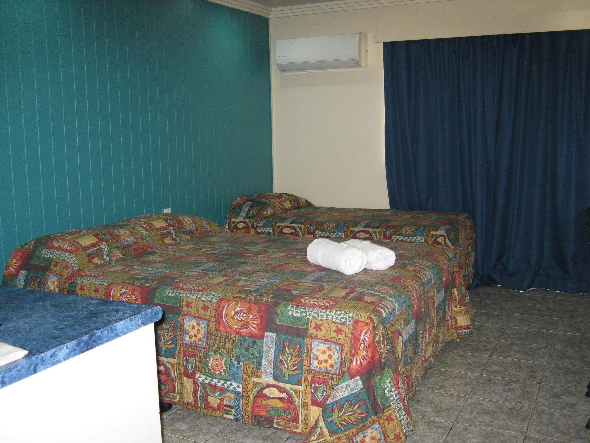 Emu Park Motel מראה חיצוני תמונה
